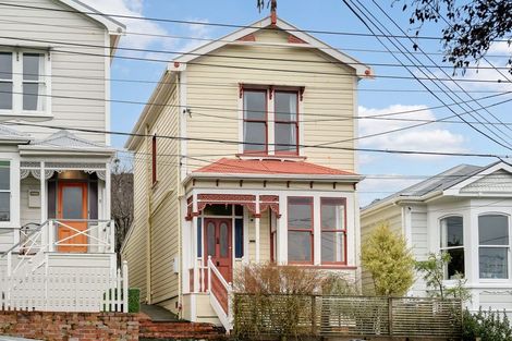 Photo of property in 6 Stanley Street, Berhampore, Wellington, 6023