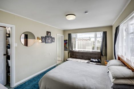 Photo of property in 71 Latham Street, Marewa, Napier, 4110