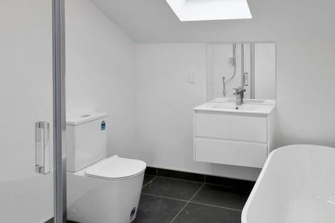 Photo of property in 1a Raymond Terrace, Waterloo, Lower Hutt, 5011