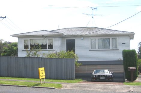Photo of property in 2/37 Raleigh Road, Northcote, Auckland, 0627