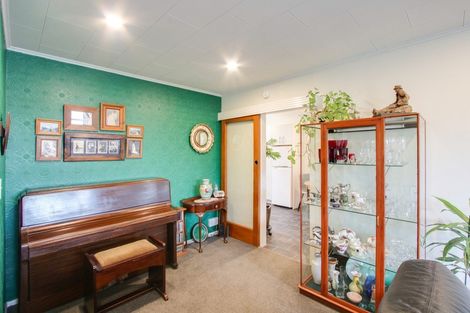Photo of property in 2/107 Terrace Road, Parkvale, Hastings, 4122
