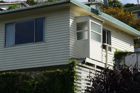 Photo of property in 137b Newlands Road, Newlands, Wellington, 6037