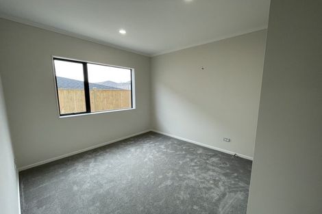 Photo of property in 1 Tannaghmore Drive, Flat Bush, Auckland, 2019