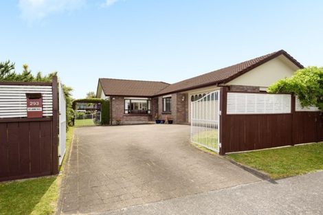 Photo of property in 293 Welcome Bay Road, Welcome Bay, Tauranga, 3112