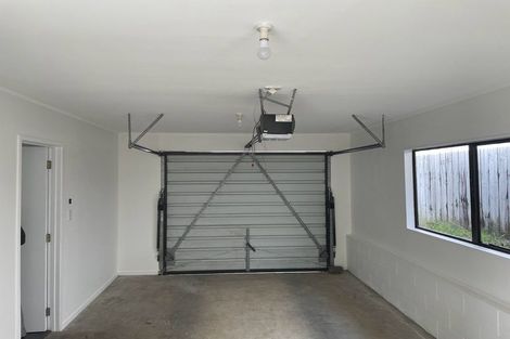 Photo of property in 5/37a Glengarry Road, Glen Eden, Auckland, 0602