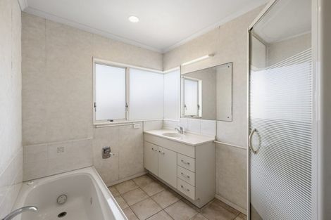 Photo of property in 1 Tui Street, Mount Maunganui, 3116