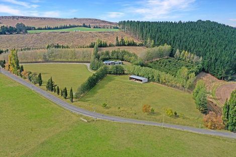 Photo of property in 191 Cormacks-kia Ora Road, Cormacks, Oamaru, 9495