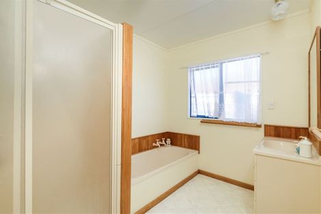 Photo of property in 4 Aldermen Avenue, Papamoa Beach, Papamoa, 3118