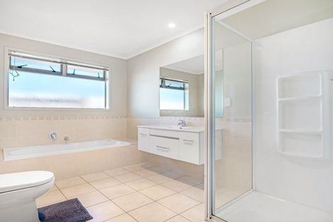 Photo of property in 63b Malta Crescent, Katikati, 3129