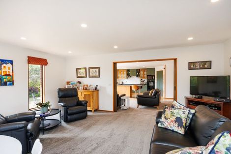 Photo of property in 122 Oxford Street, Ashhurst, 4810