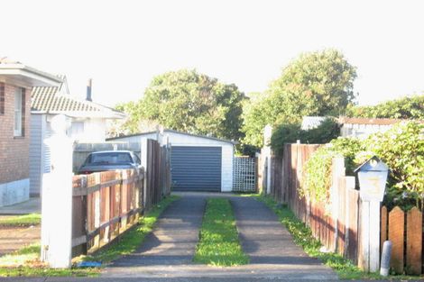 Photo of property in 3 Rowandale Avenue, Manurewa, Auckland, 2102