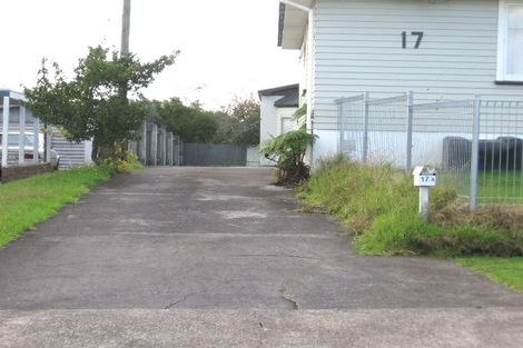 Photo of property in 17 Sylvan Crescent, Te Atatu South, Auckland, 0610