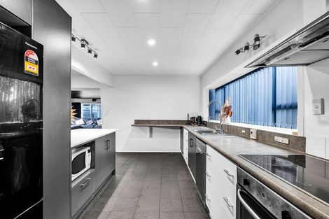 Photo of property in 52 Murray Avenue, Hawera, 4610