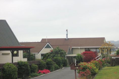 Photo of property in 17 Tobin Place, Richmond Heights, Taupo, 3330