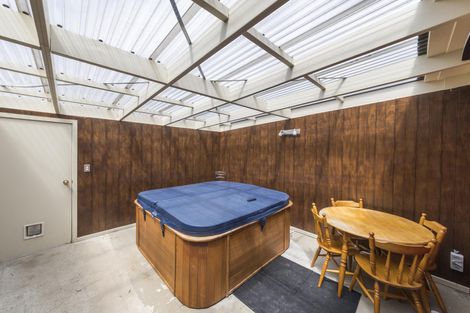 Photo of property in 31 Strachan Way, Highbury, Palmerston North, 4412