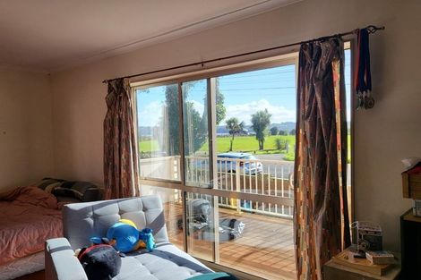 Photo of property in 7a Waterfront Road, Mangere Bridge, Auckland, 2022