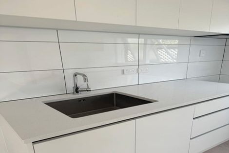 Photo of property in 2/328 Lake Road, Hauraki, Auckland, 0622