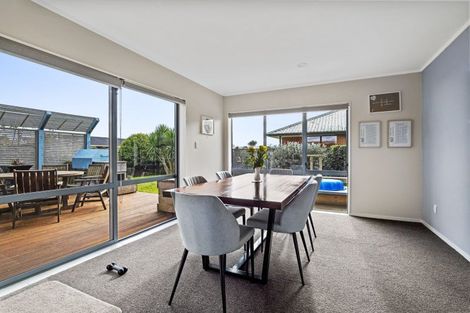 Photo of property in 69 Murray Avenue, Hawera, 4610