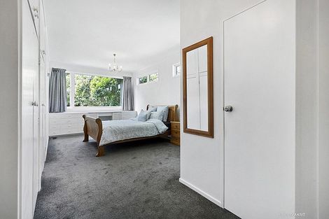 Photo of property in 9 Newcombe Crescent, Karori, Wellington, 6012