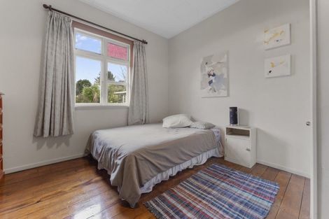 Photo of property in 36 Muhunoa Road West, Ohau, Levin, 5570