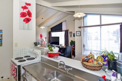 Photo of property in 34 Folkestone Drive, Flaxmere, Hastings, 4120