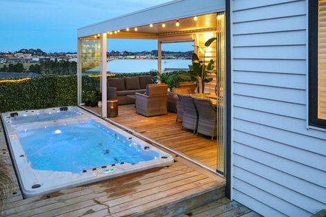 Photo of property in 23 Pioneer Rise, Silverdale, 0932