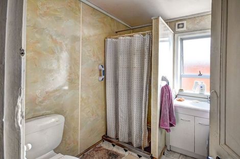 Photo of property in 84 Queens Drive, Saint Kilda, Dunedin, 9012