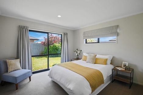 Photo of property in 37 Faringdon Boulevard, Rolleston, 7615