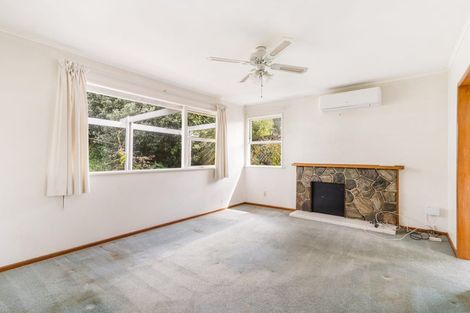 Photo of property in 33 Compton Street, Hillcrest, Auckland, 0627