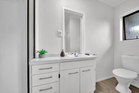 Photo of property in 7 Catania Place, Conifer Grove, Takanini, 2112