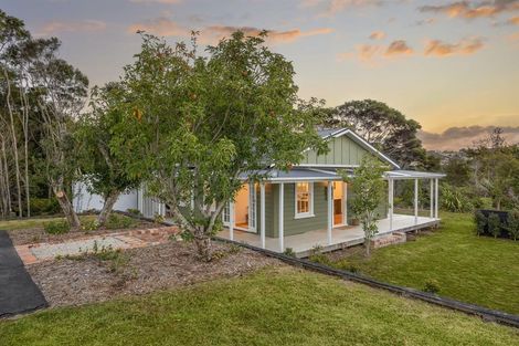 Photo of property in 1223 Old North Road, Helensville, 0875