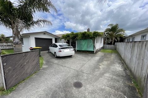 Photo of property in 30 Grove Road, Papakura, 2110