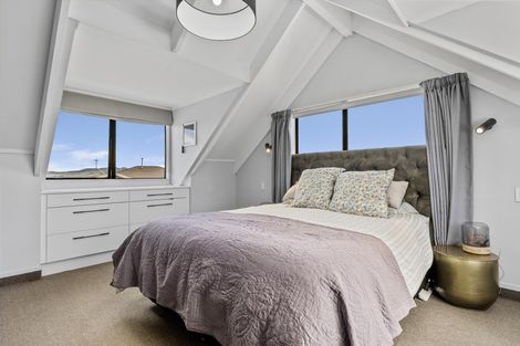 Photo of property in 83 Harvey Street, Waipahihi, Taupo, 3330