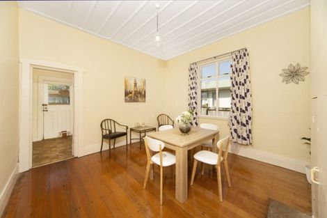 Photo of property in 12 Hutchinson Avenue, New Lynn, Auckland, 0600