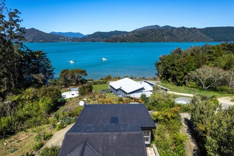 Photo of property in 7102 Kenepuru Road, Raetihi, Picton, 7282