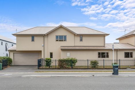 Photo of property in 98 Elizabeth Street, Riccarton, Christchurch, 8041
