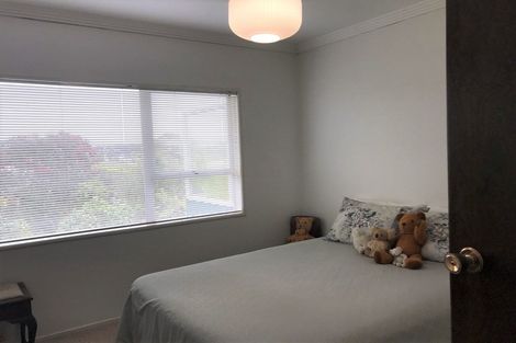 Photo of property in 5 Dale Street, Lower Vogeltown, New Plymouth, 4310