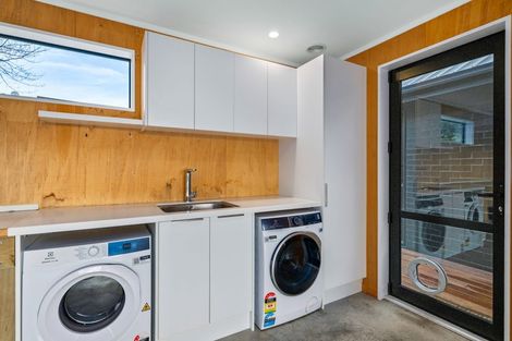 Photo of property in 19 Golf View Close, Fairhall, 7272