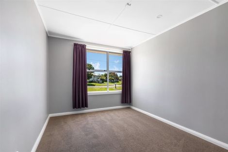 Photo of property in 31 Whanga Crescent, Titahi Bay, Porirua, 5022
