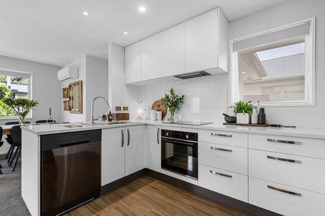 Photo of property in 2/120 Gilberthorpes Road, Hei Hei, Christchurch, 8042