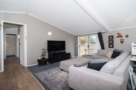 Photo of property in 30 Tiller Close, Kelvin Grove, Palmerston North, 4414