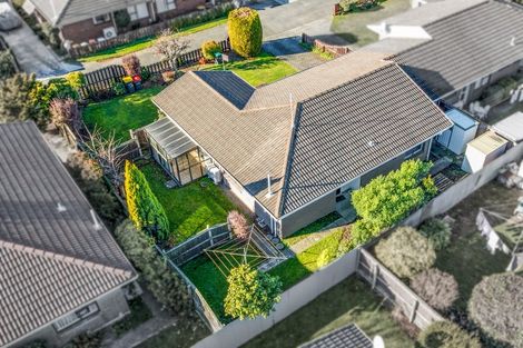 Photo of property in 2/136 Middlepark Road, Sockburn, Christchurch, 8042