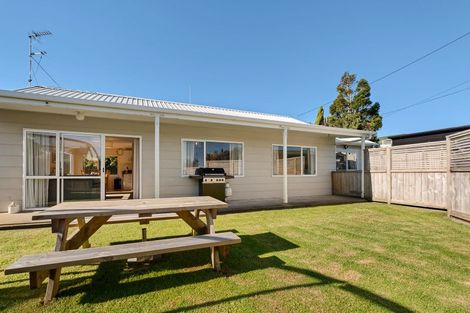 Photo of property in 93d Clemow Road, Fitzroy, New Plymouth, 4312