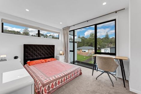 Photo of property in 5a Agincourt Street, Glenfield, Auckland, 0629