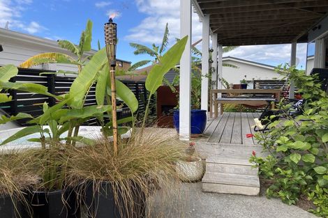 Photo of property in 8 Ahi Kaa Lane, Snells Beach, 0920