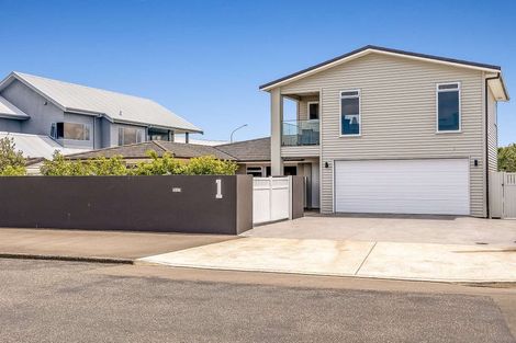 Photo of property in 1 Alfred Street, Westshore, Napier, 4110
