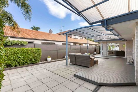 Photo of property in 21 Pacific View Road, Papamoa Beach, Papamoa, 3118