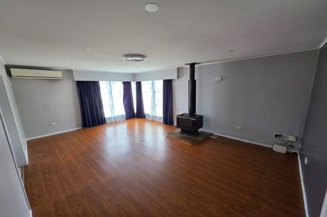 Photo of property in 92 Reeves Road, Pakuranga Heights, Auckland, 2010