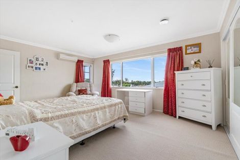 Photo of property in 35 Oxford Street, Te Puke, 3119