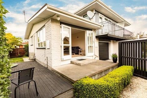 Photo of property in 1/15a Bennett Street, St Albans, Christchurch, 8052